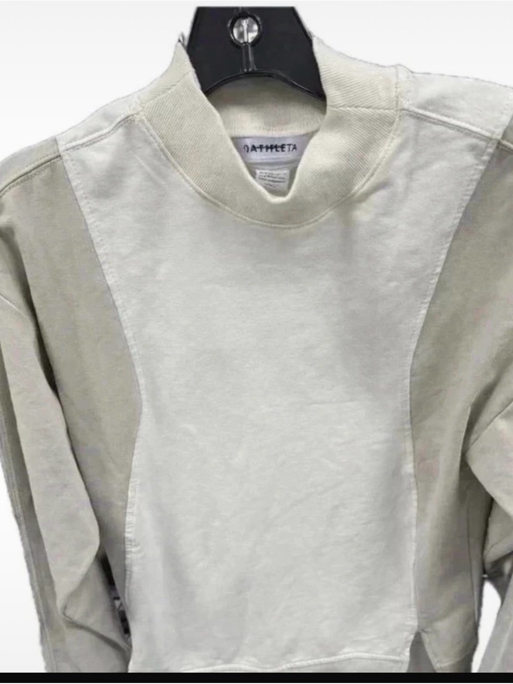 Athleta Women’s Cream and Light Gray Panel Crewneck Sweatshirt- NWOT